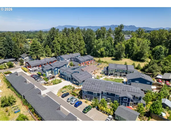 $497,900 | 172 Oakleigh Lane, Unit 513, Eugene, OR 97404