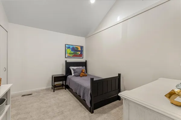 $5,500 | 3936 Holden Drive, Ann Arbor, MI 48103