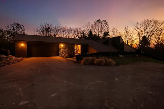 $5,500 | 3936 Holden Drive, Ann Arbor, MI 48103