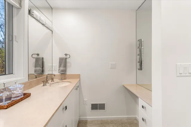 $5,500 | 3936 Holden Drive, Ann Arbor, MI 48103