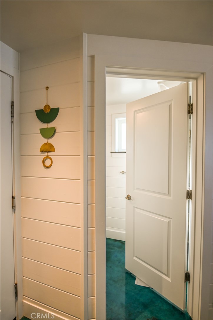 2814 Studio Drive Cayucos, CA 93430 - Photo 24 of 32 a bathroom with a shower