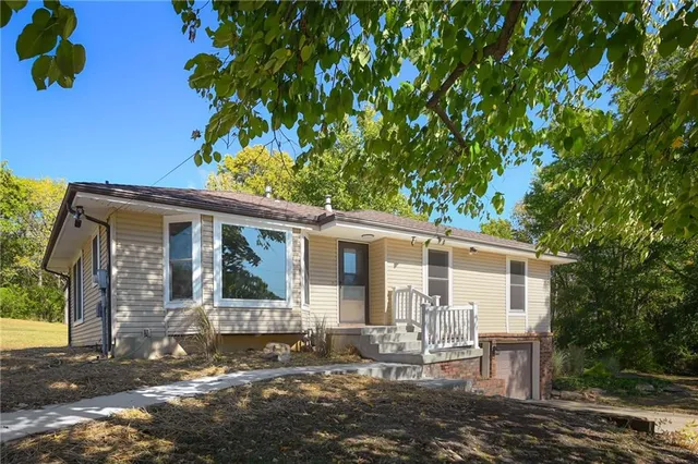 $799,000 | 12410 Cherry Street, Kansas City, MO 64145