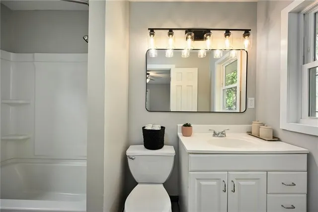 $799,000 | 12410 Cherry Street, Kansas City, MO 64145