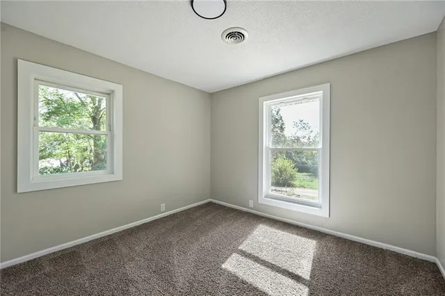 $799,000 | 12410 Cherry Street, Kansas City, MO 64145