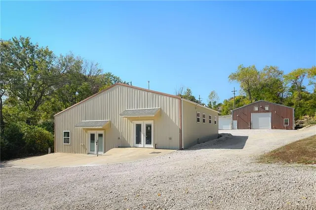 $799,000 | 12410 Cherry Street, Kansas City, MO 64145