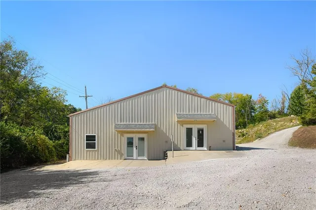 $799,000 | 12410 Cherry Street, Kansas City, MO 64145