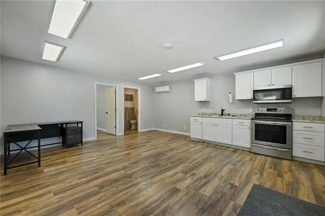 $799,000 | 12410 Cherry Street, Kansas City, MO 64145