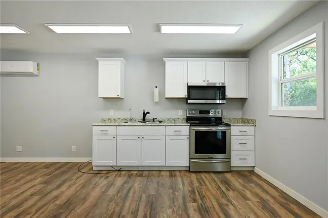 $799,000 | 12410 Cherry Street, Kansas City, MO 64145