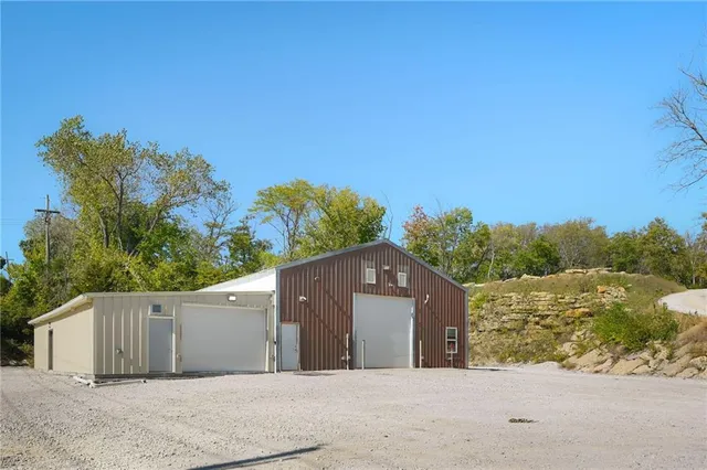 $799,000 | 12410 Cherry Street, Kansas City, MO 64145