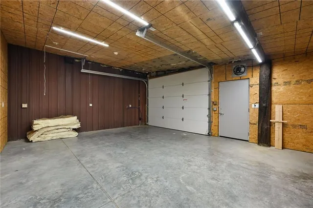 $799,000 | 12410 Cherry Street, Kansas City, MO 64145