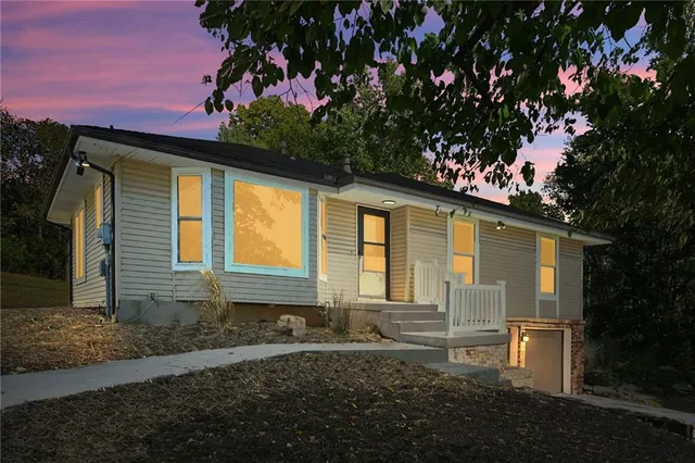 $799,000 | 12410 Cherry Street, Kansas City, MO 64145