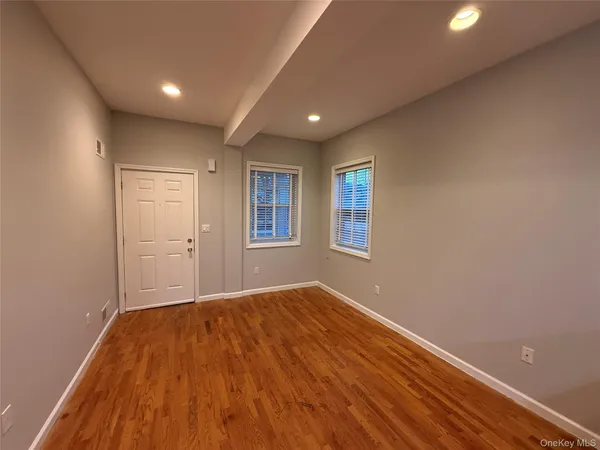 $1,995 | 10 Burnside Avenue, Unit A, Congers, NY 10920