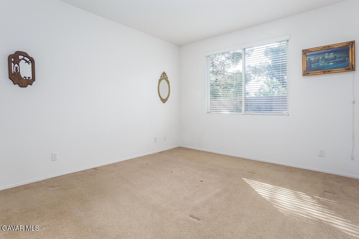 40339 Preston Road Palmdale, CA 93551 - Photo 12 of 39 40339Preston_Gavar-19