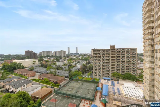 a view of washer and dryer in a utility room