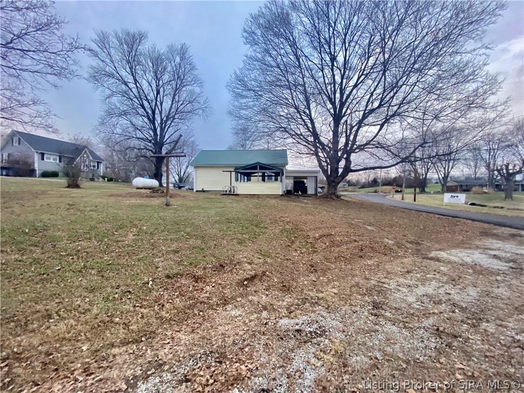 3712 Caney Road Henryville, IN 47126 - Photo 12 of 45