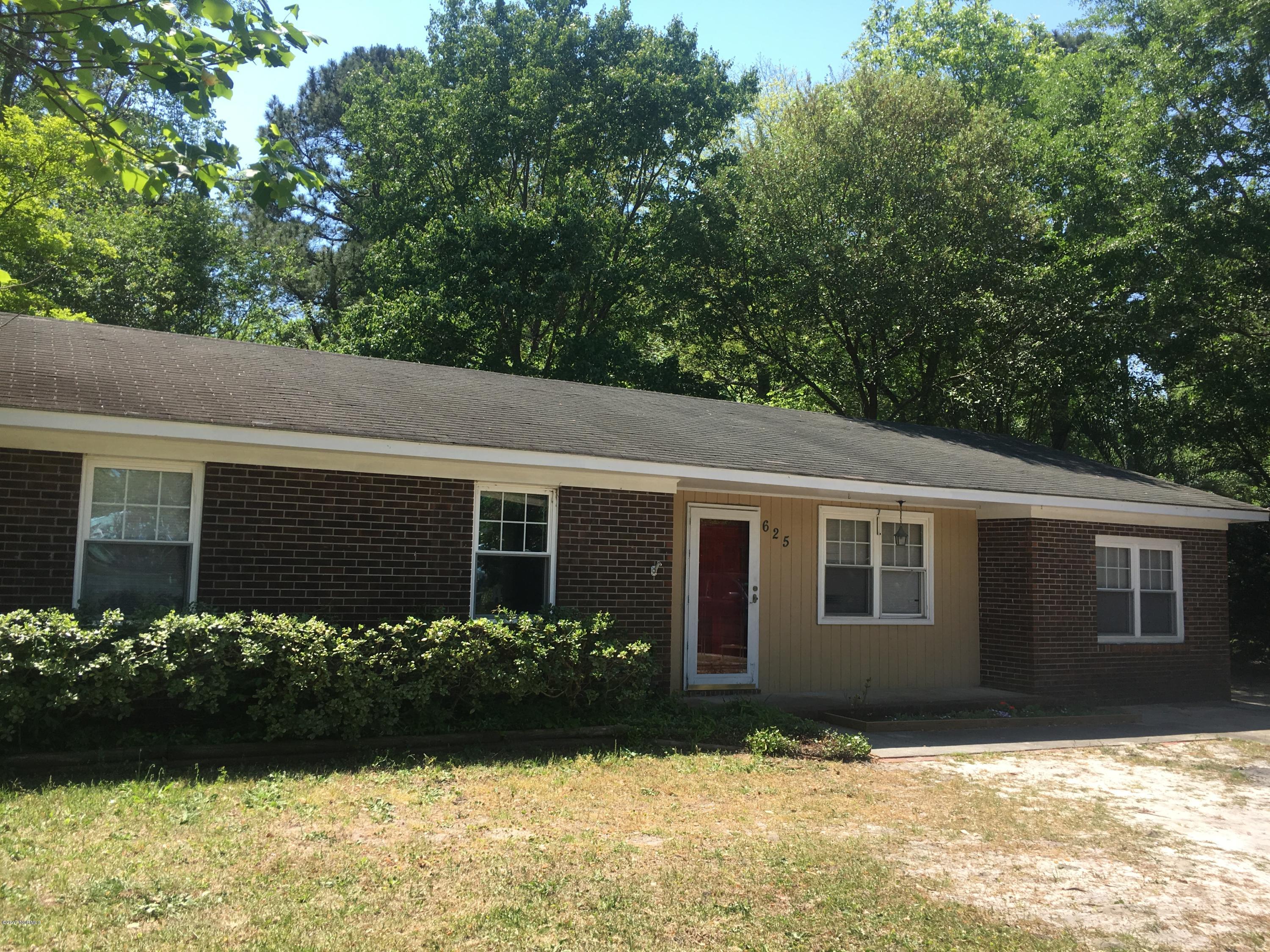 625 Rheims Way Wilmington, NC 28412 - Photo 1 of 13 IMG_8331