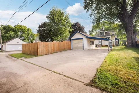 $285,000 | 4018 5th Street Northeast, Columbia Heights, MN 55421