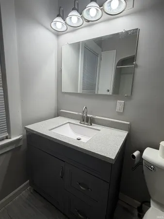 $1,200 | 1704 California Avenue, Fort Wayne, IN 46805