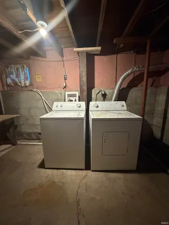 $1,200 | 1704 California Avenue, Fort Wayne, IN 46805