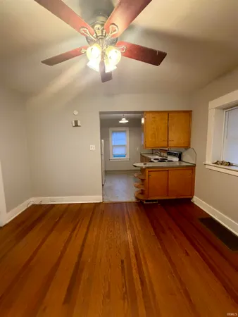 $1,200 | 1704 California Avenue, Fort Wayne, IN 46805