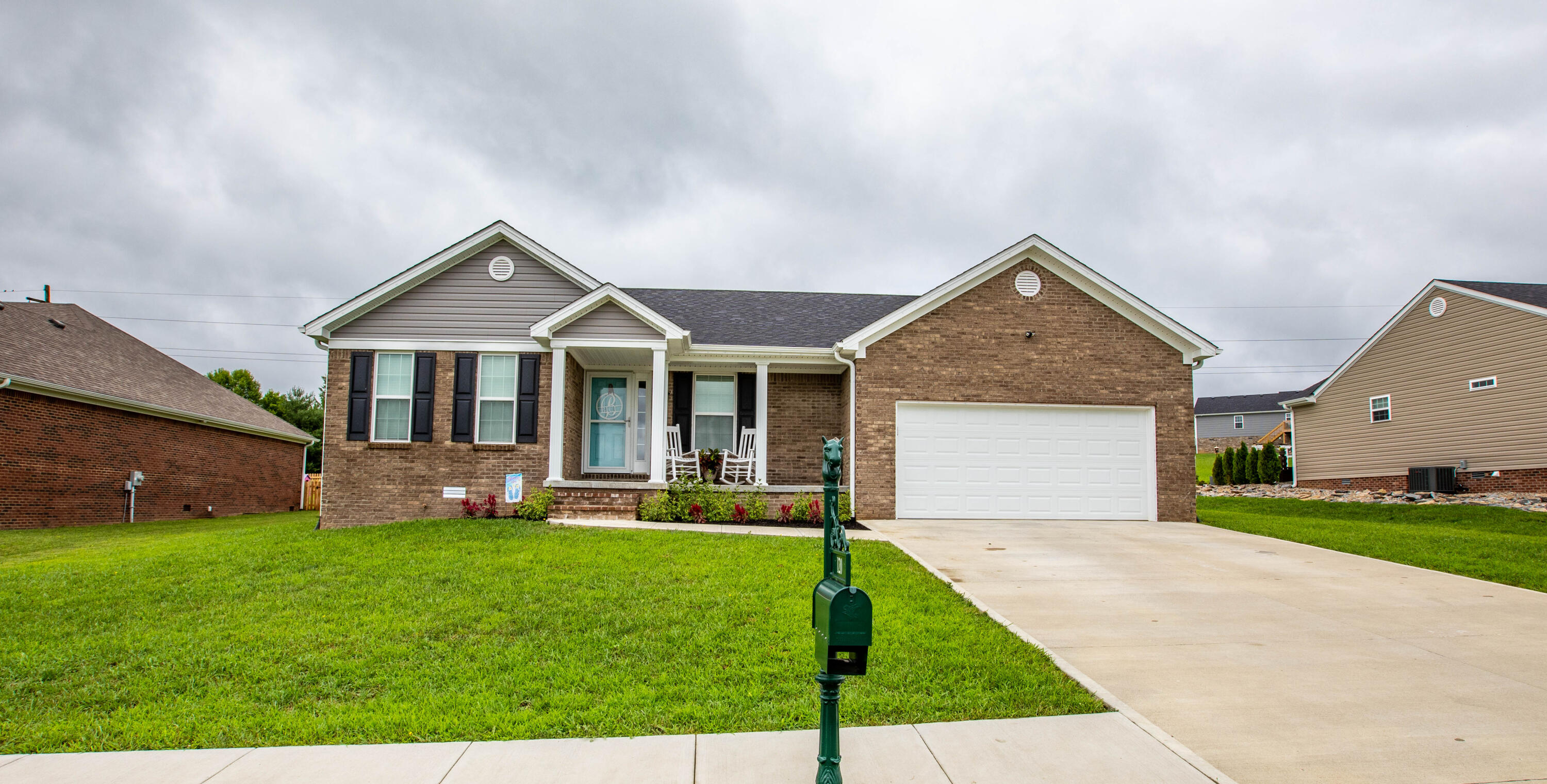 120 Max Cavnes Road Danville, KY 40422 - Photo 3 of 26 Copy of 0O5A9292
