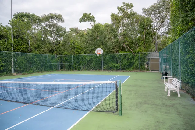 a view of a tennis court