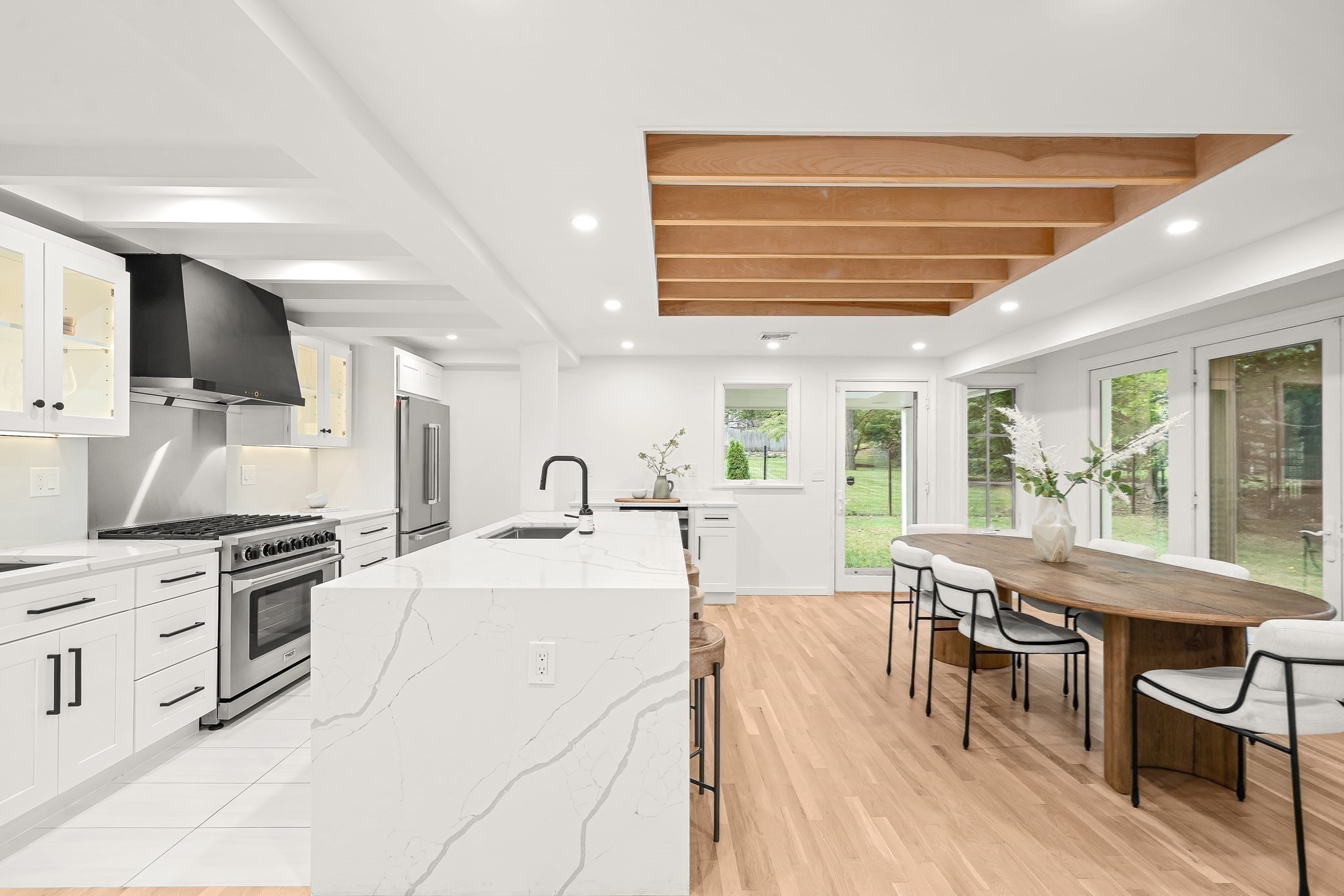 31 Alba Road Wellesley, MA 02481 - Photo 3 of 39 Gallery Image 3