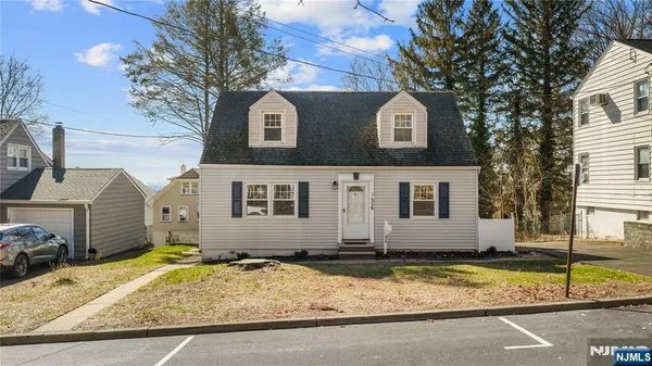 a house view with a outdoor space