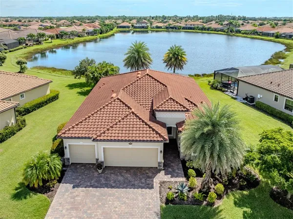 $539,000 | 20230 Granlago Drive, Venice, FL 34293