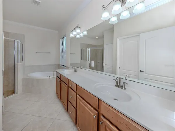 $539,000 | 20230 Granlago Drive, Venice, FL 34293