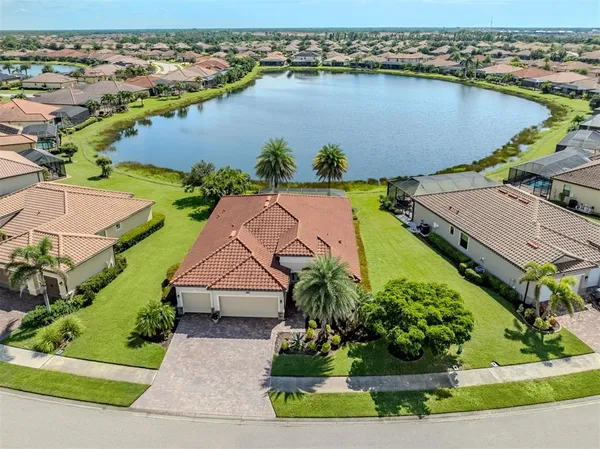 $539,000 | 20230 Granlago Drive, Venice, FL 34293