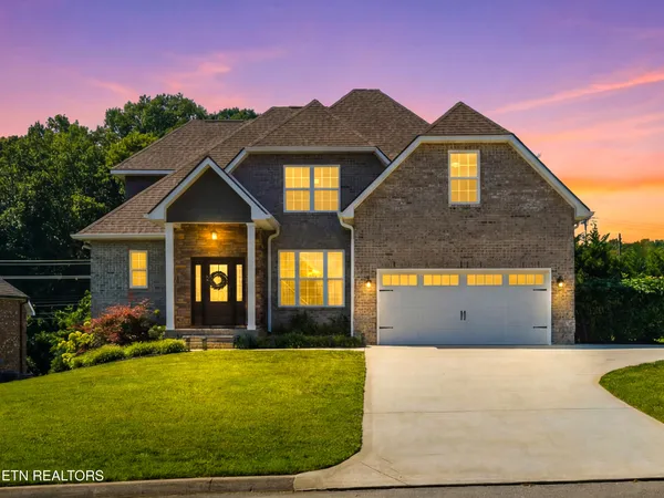 $599,000 | 196 Zane Lane, Lenoir City, TN 37772