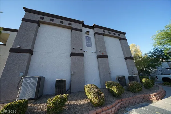 $2,495 | 7255 West Sunset Road, Unit 2061, Las Vegas, NV 89113