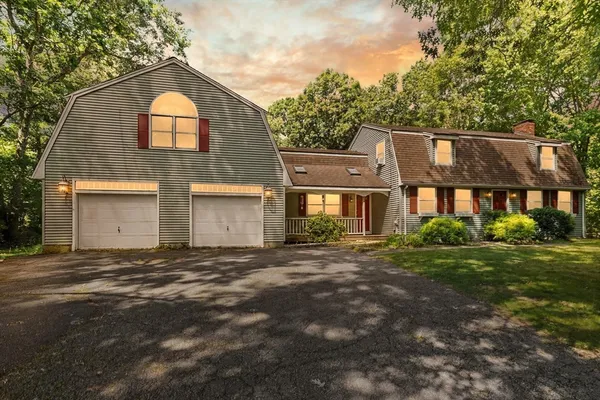 $750,000 | 42 Summer Street, Foxboro, MA 02035