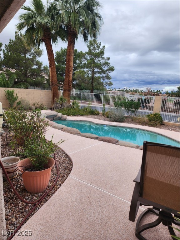 2138 Eaglepath Circle Henderson, NV 89074 - Photo 16 of 25