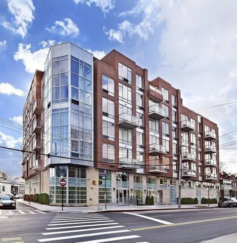 $699,000 | 110 Neptune Avenue, Unit 3H | Brighton Beach