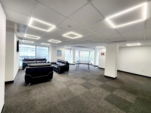 $699,000 | 110 Neptune Avenue, Unit 3H | Brighton Beach