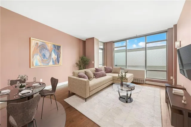 $699,000 | 110 Neptune Avenue, Unit 3H | Brighton Beach