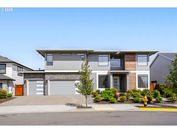 $929,000 | 8940 Southeast Spy Glass Dr., Happy Valley, OR 97086