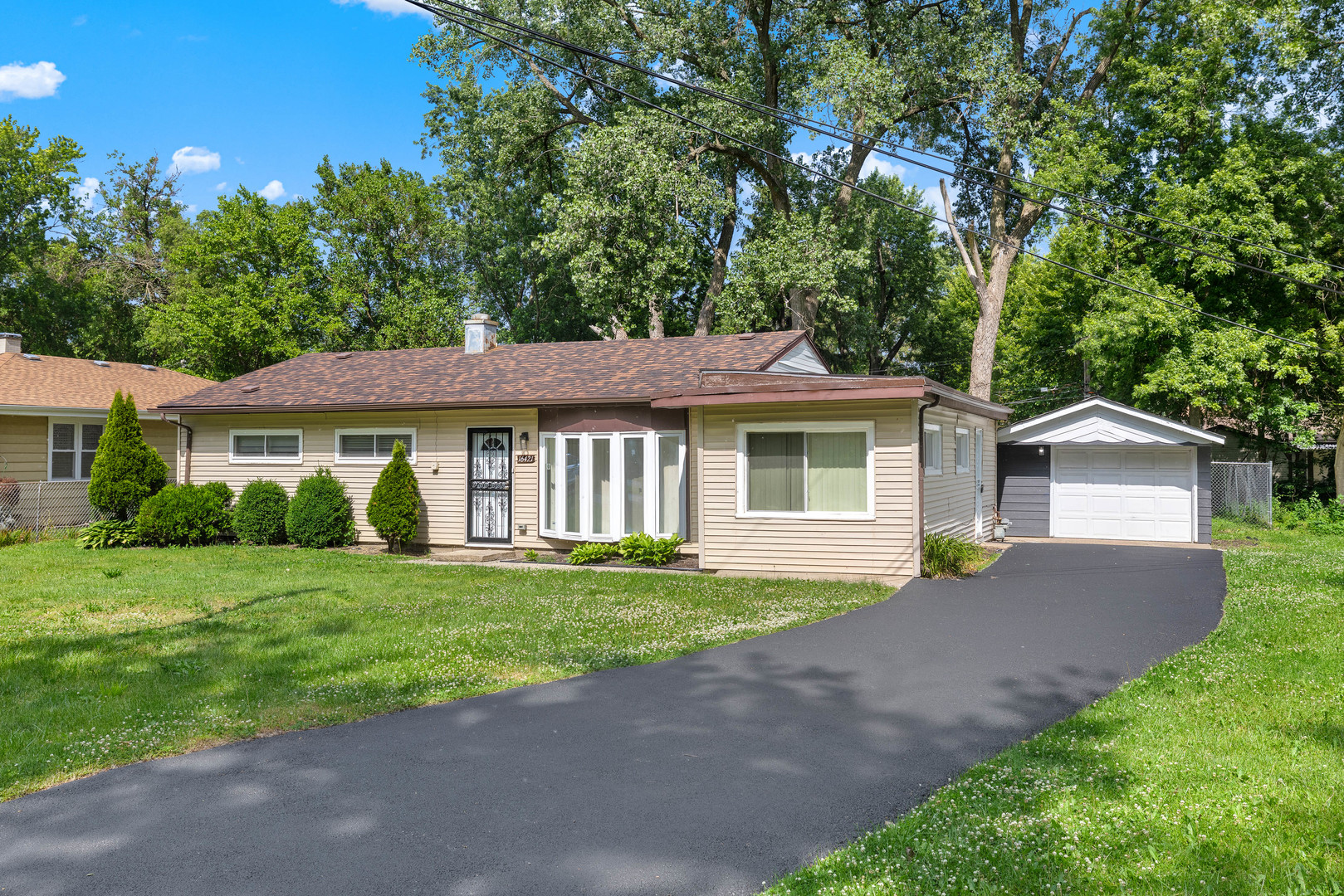16421 St Louis Avenue Markham, IL 60428 - Photo 1 of 23