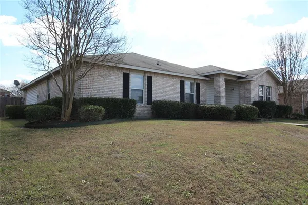 $1,950 | 1397 Lochspring Drive, Rockwall, TX 75032