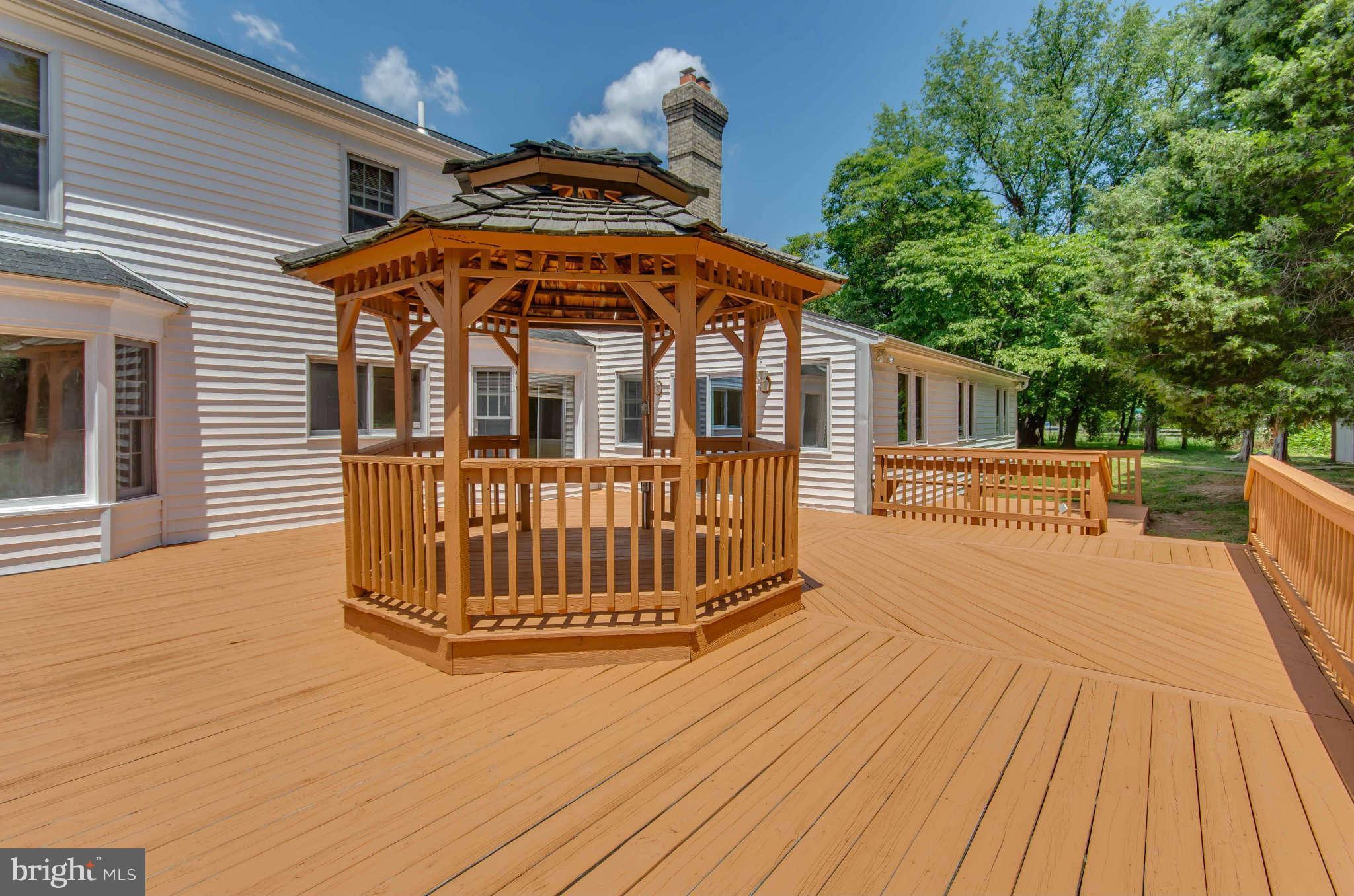 13905 Wagon Way Silver Spring, MD 20906 - Photo 8 of 29 Exterior General
