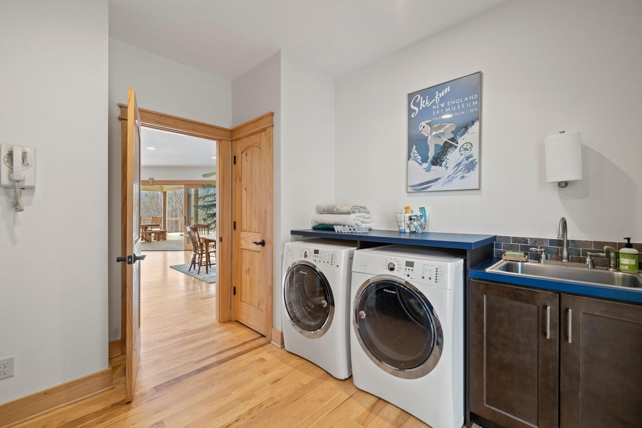 41 Rowan Hl Road Leicester, NC 28748 - Photo 20 of 48 a view of a livingroom with furniture and hardwood floor