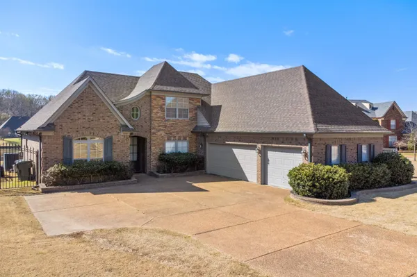 $450,000 | 4713 Ravencrest Cove North, Bartlett, TN 38135