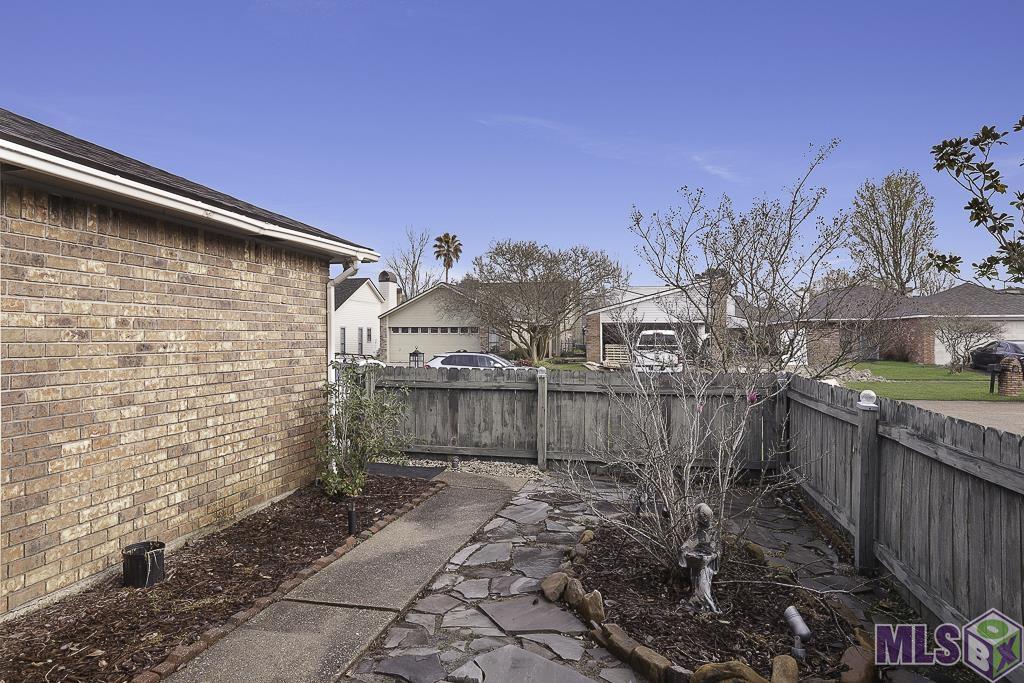 15474 Springwood Avenue Baton Rouge, LA 70817 - Photo 18 of 21 Gallery Image 18