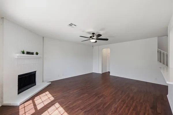 $400,000 | 380 Apricot Drive, Kyle, TX 78640