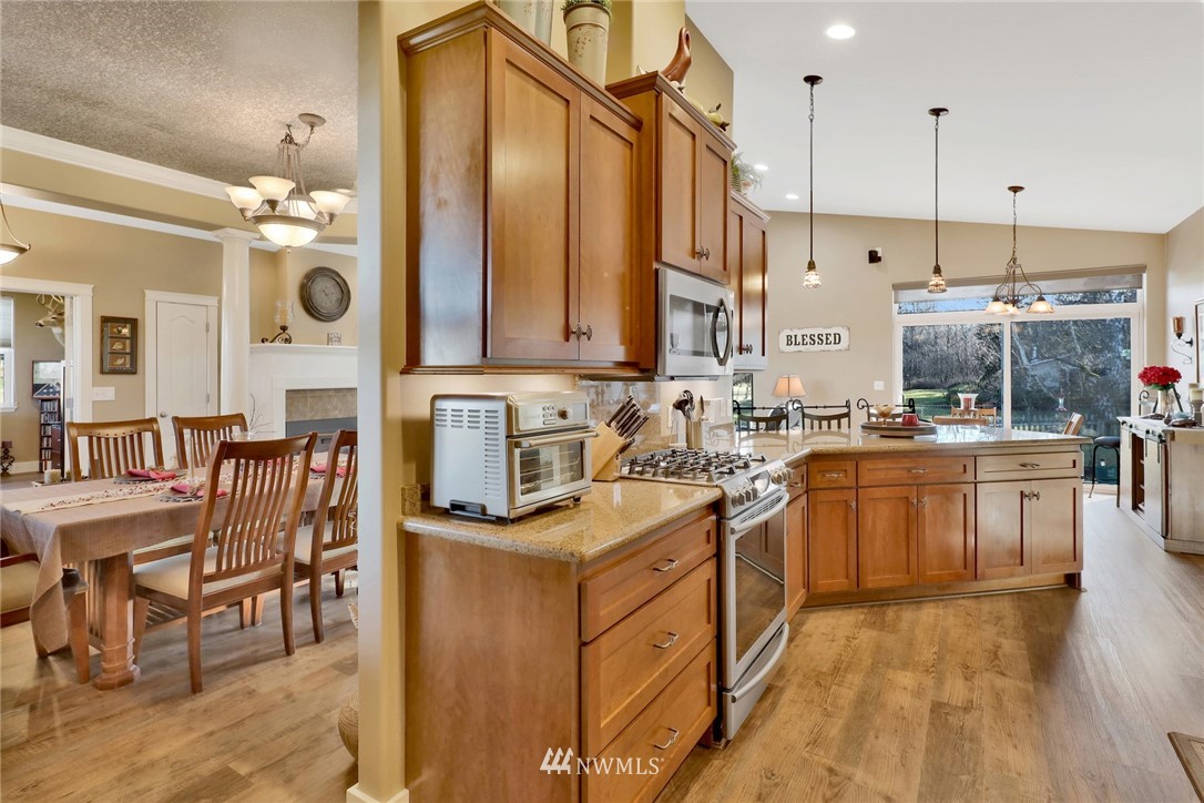 1107 Slater Road Bellingham, WA 98226 - Photo 19 of 39 a kitchen with cabinets a sink and appliances