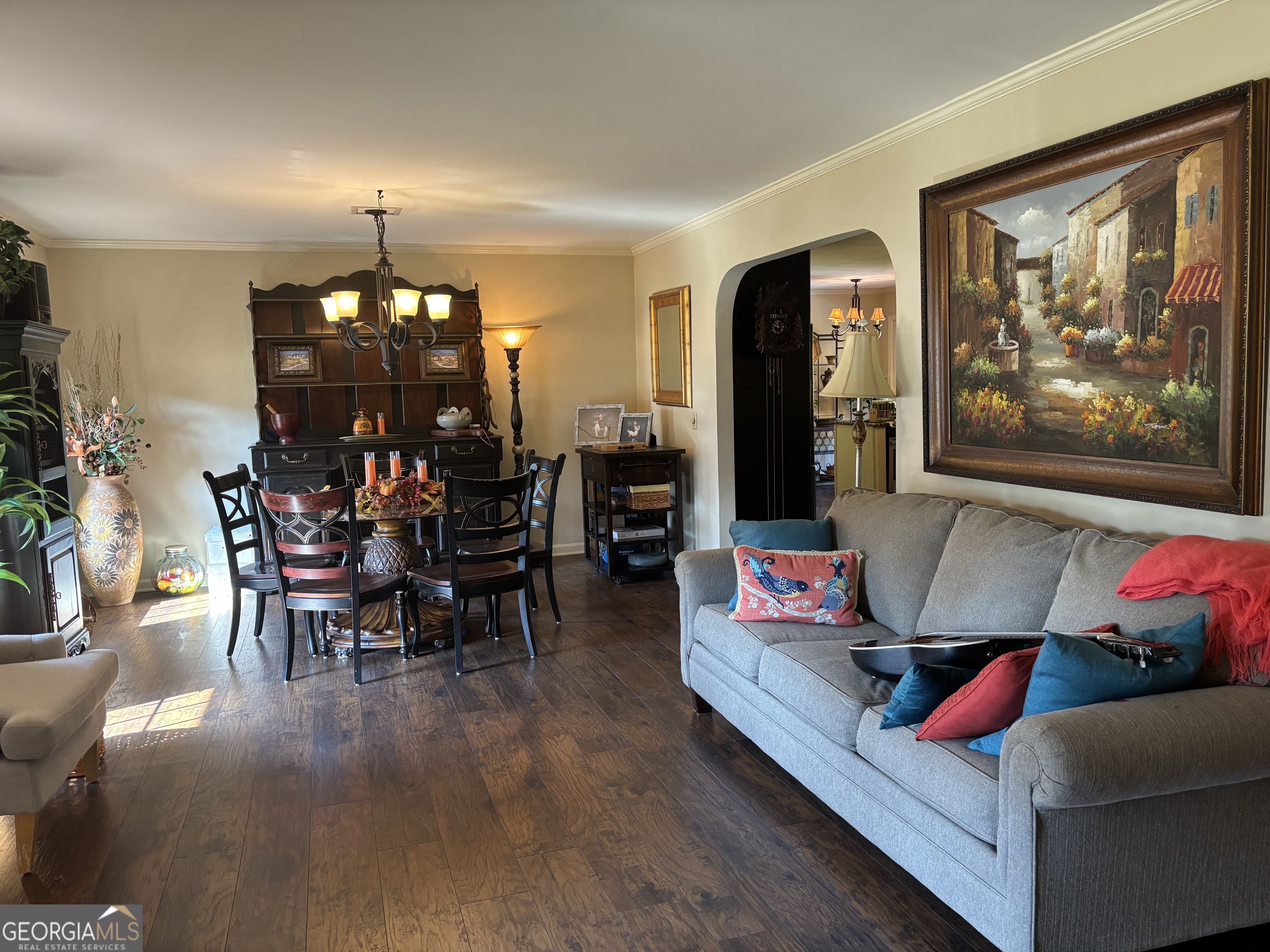 108 Deerbrook Drive Rome, GA 30165 - Photo 4 of 40 a living room with furniture and a chandelier