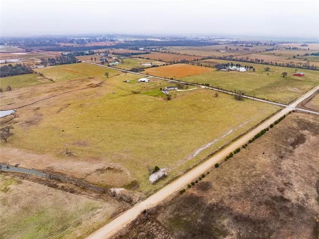 $189,500 | 1308 West 19th Street, Baxter Springs, KS 66713