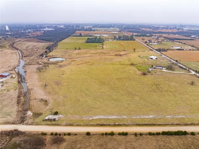 $189,500 | 1308 West 19th Street, Baxter Springs, KS 66713